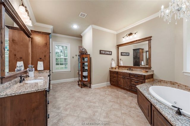 5216 Ruddy Duck Drive, College Station, TX 77845