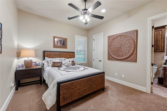 5216 Ruddy Duck Drive, College Station, TX 77845