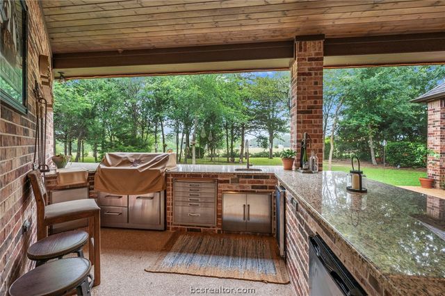 5216 Ruddy Duck Drive, College Station, TX 77845