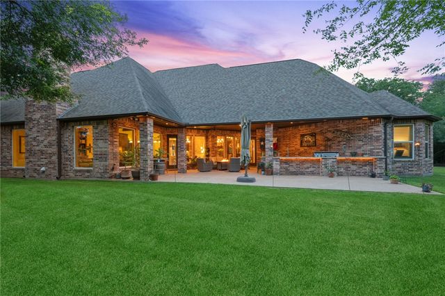 5216 Ruddy Duck Drive, College Station, TX 77845