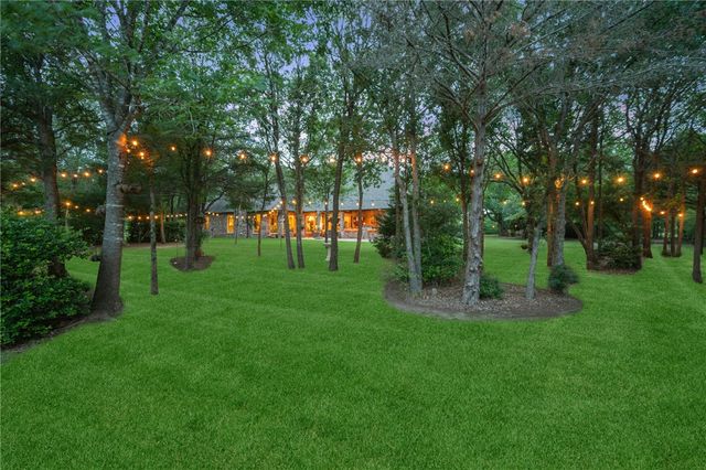 5216 Ruddy Duck Drive, College Station, TX 77845