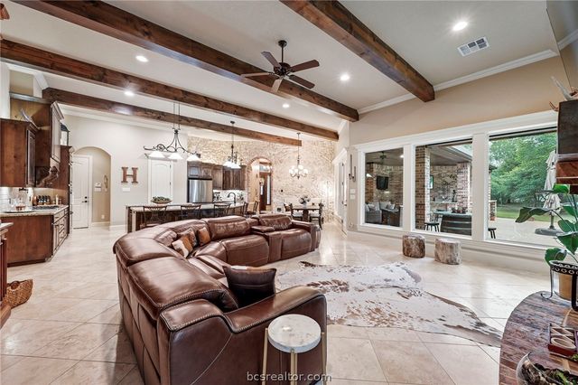 5216 Ruddy Duck Drive, College Station, TX 77845
