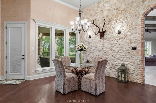 5216 Ruddy Duck Drive, College Station, TX 77845