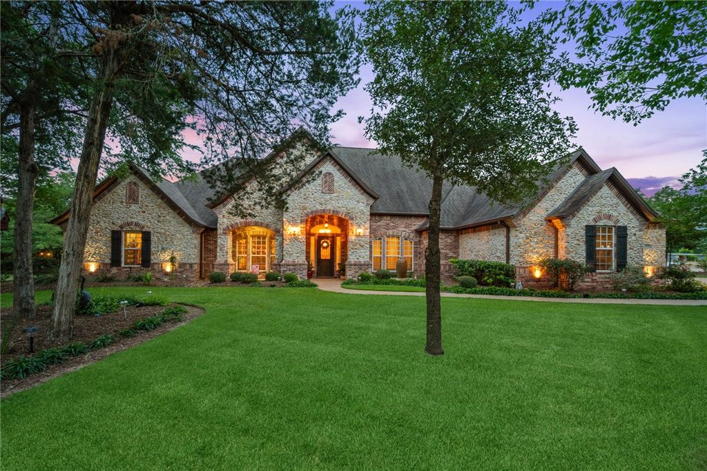 5216 Ruddy Duck Drive, College Station, TX 77845