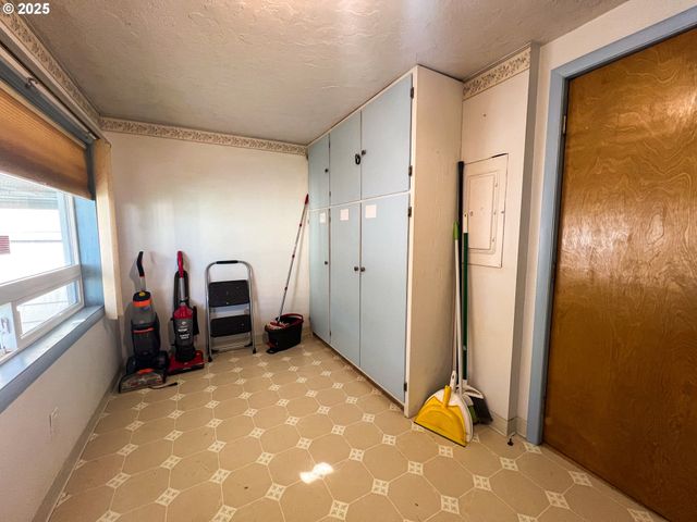 314 Nw 3RD Ave, John Day, OR 97845