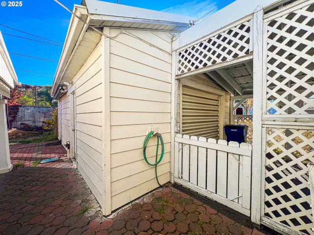 314 Nw 3RD Ave, John Day, OR 97845