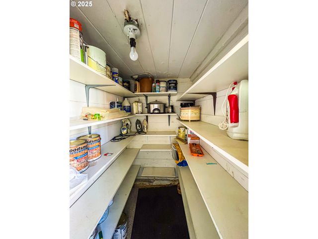 314 Nw 3RD Ave, John Day, OR 97845