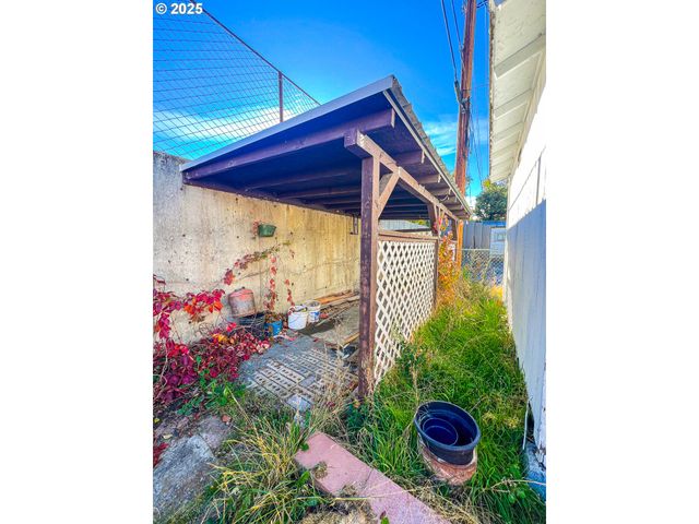 314 Nw 3RD Ave, John Day, OR 97845