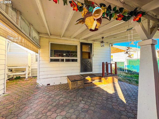 314 Nw 3RD Ave, John Day, OR 97845