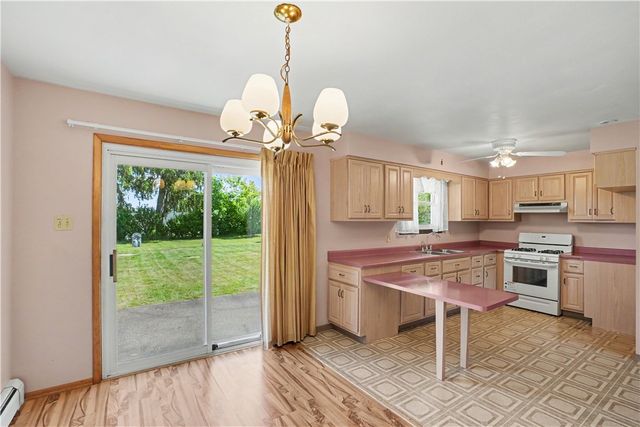 2107 Lynwood Dr, Hopewell Twp, PA 15001