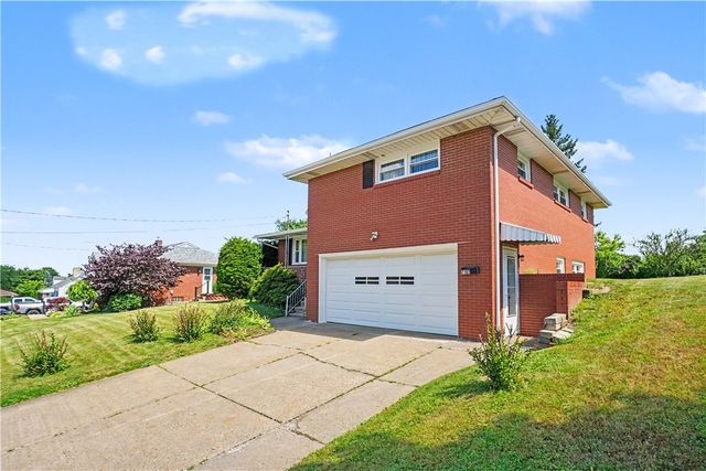 2107 Lynwood Dr, Hopewell Twp, PA 15001