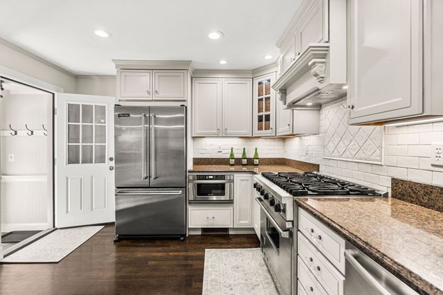 19 Edward Avenue, Milton, MA 02186
