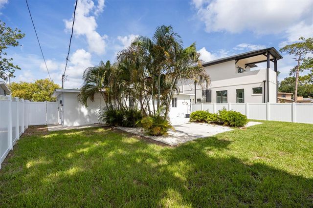 5931 MANGROVE STREET N, St Petersburg, FL 33703