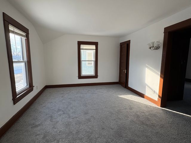 229 S Sibley Avenue, Kankakee, IL 60901