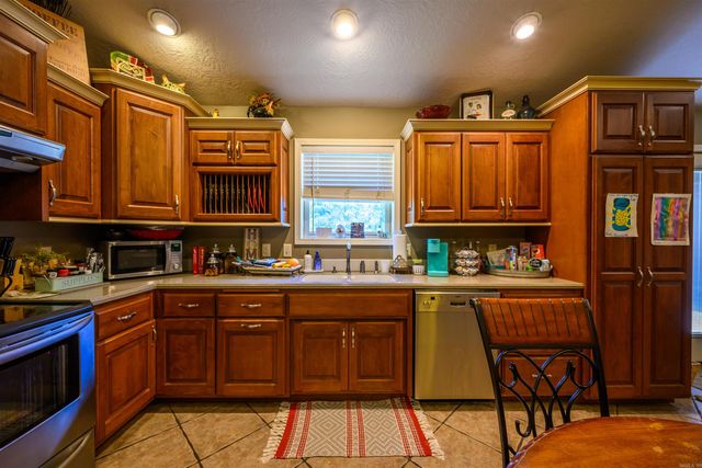 5 Jacob Lane, Cave City, AR 72521