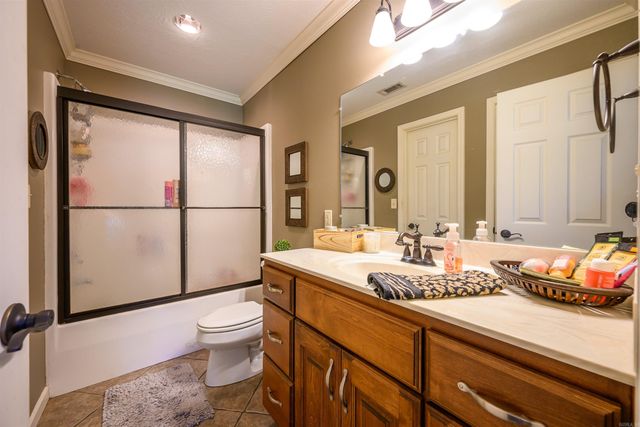 5 Jacob Lane, Cave City, AR 72521