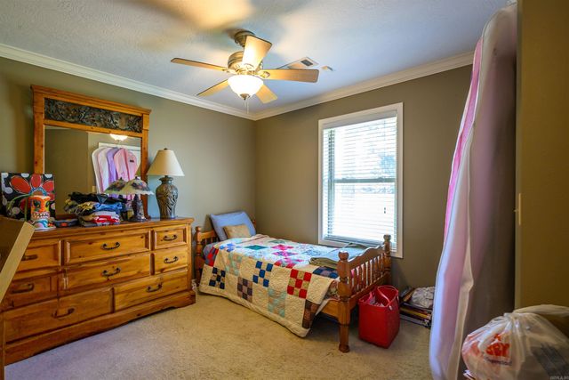 5 Jacob Lane, Cave City, AR 72521