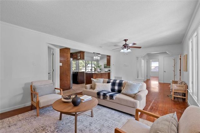 1019 St Moritz Drive W, Mobile, AL 36608