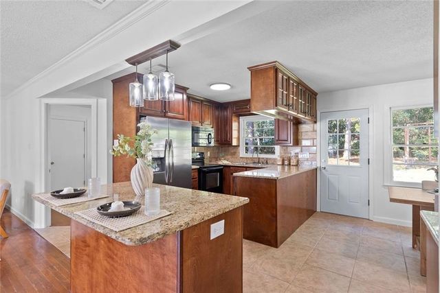 1019 St Moritz Drive W, Mobile, AL 36608