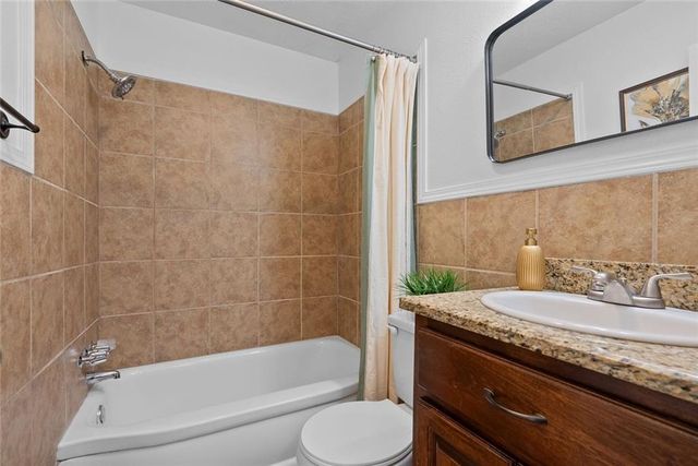 1019 St Moritz Drive W, Mobile, AL 36608