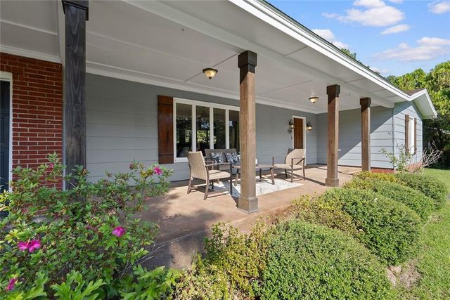 1019 St Moritz Drive W, Mobile, AL 36608