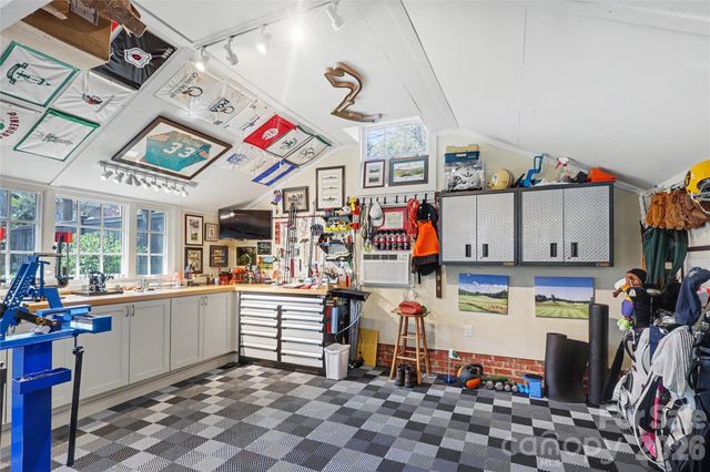 1830 Asheville Place, Charlotte, NC 28203