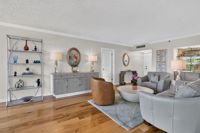 6845 Willow Wood Drive 3044, Boca Raton, FL 33434