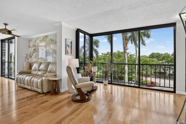 6845 Willow Wood Drive 3044, Boca Raton, FL 33434