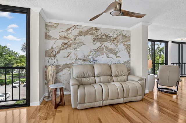 6845 Willow Wood Drive 3044, Boca Raton, FL 33434