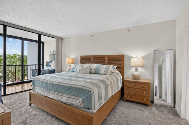 6845 Willow Wood Drive 3044, Boca Raton, FL 33434