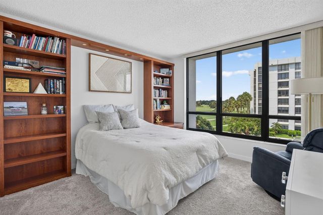 6845 Willow Wood Drive 3044, Boca Raton, FL 33434