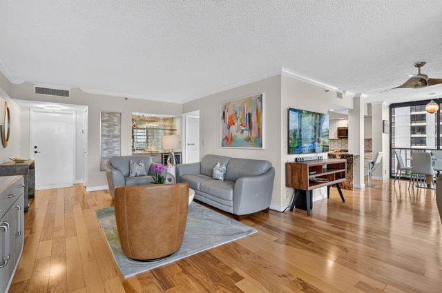 6845 Willow Wood Drive 3044, Boca Raton, FL 33434