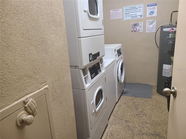 2763 WOODGATE LANE 207, Sarasota, FL 34231