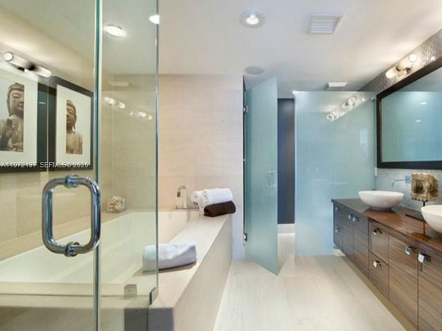 5875 Collins Ave 1008, Miami Beach, FL 33140