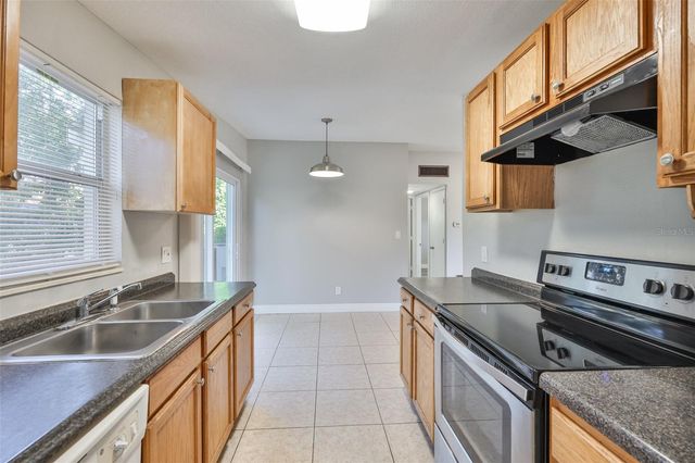 5620 HARDING BOULEVARD NE, St Petersburg, FL 33703