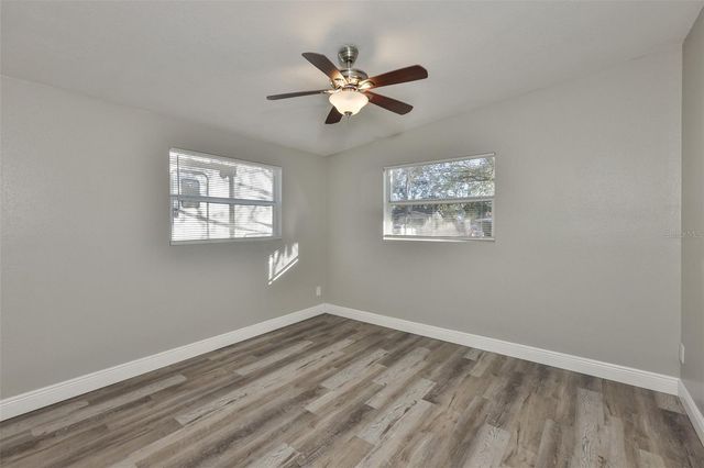 5620 HARDING BOULEVARD NE, St Petersburg, FL 33703