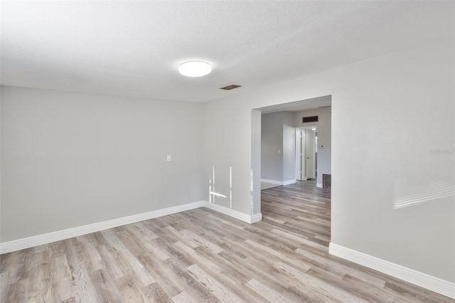 5620 HARDING BOULEVARD NE, St Petersburg, FL 33703