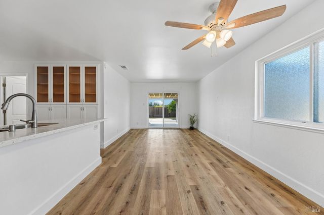 2120 Elliott Dr, American Canyon, CA 94503