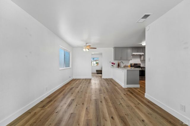2120 Elliott Dr, American Canyon, CA 94503