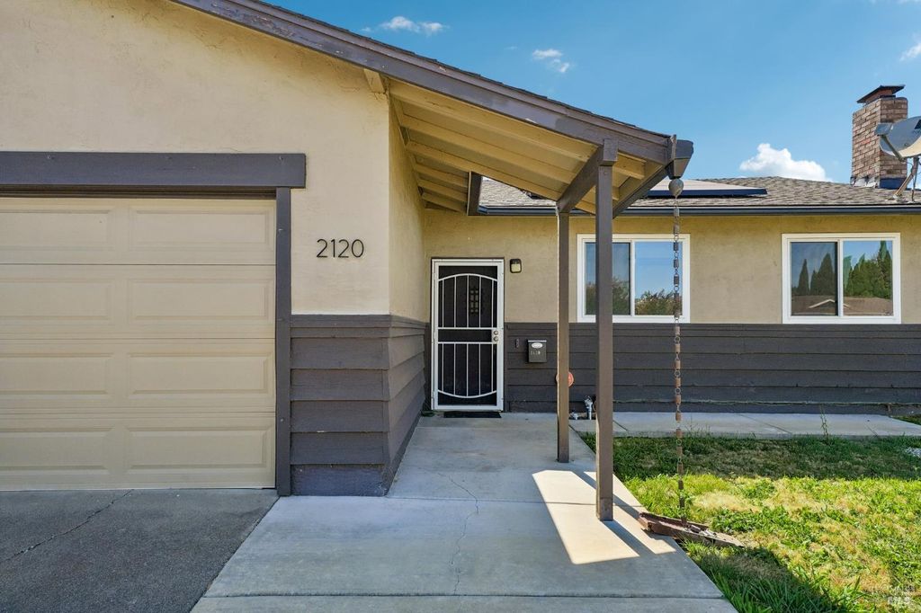 2120 Elliott Dr, American Canyon, CA 94503