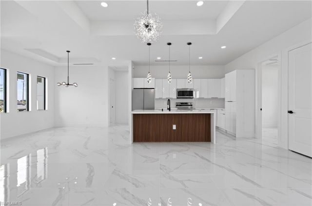 210 Pembroke ST, Lehigh Acres, FL 33974