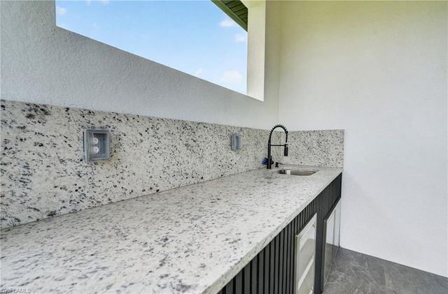 210 Pembroke ST, Lehigh Acres, FL 33974