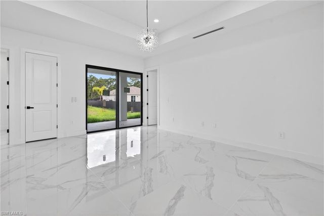 210 Pembroke ST, Lehigh Acres, FL 33974