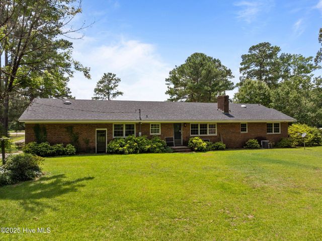 4984 Nc 33, Tarboro, NC 27886