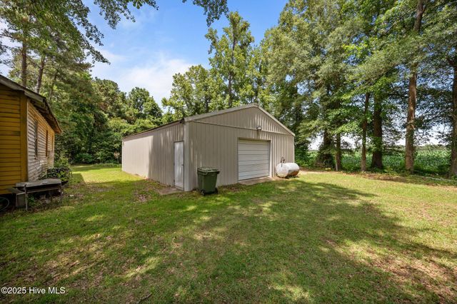 4984 Nc 33, Tarboro, NC 27886