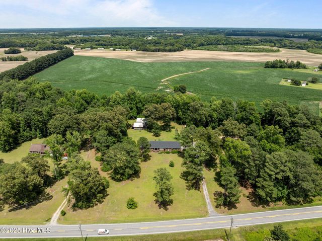 4984 Nc 33, Tarboro, NC 27886