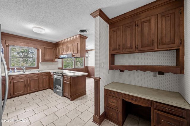 4984 Nc 33, Tarboro, NC 27886