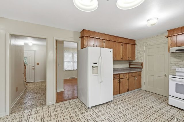 115 Northwood Way, Camillus, NY 13031