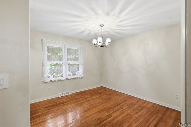 115 Northwood Way, Camillus, NY 13031