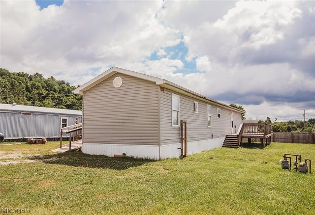 43 Thorn Street, Parkersburg, WV 26101